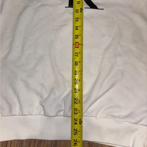 Calvin Klein Crewneck - Picture 6 of 8